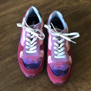 Inkkas sneakers size 9